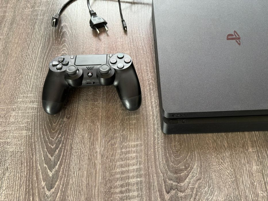 PlayStation 4 Slim 500GB (PS4)