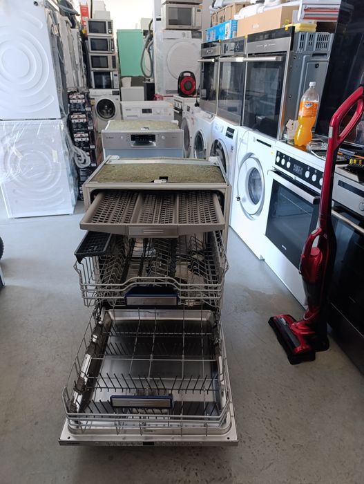 Съдомиялна SIEMENS 60см