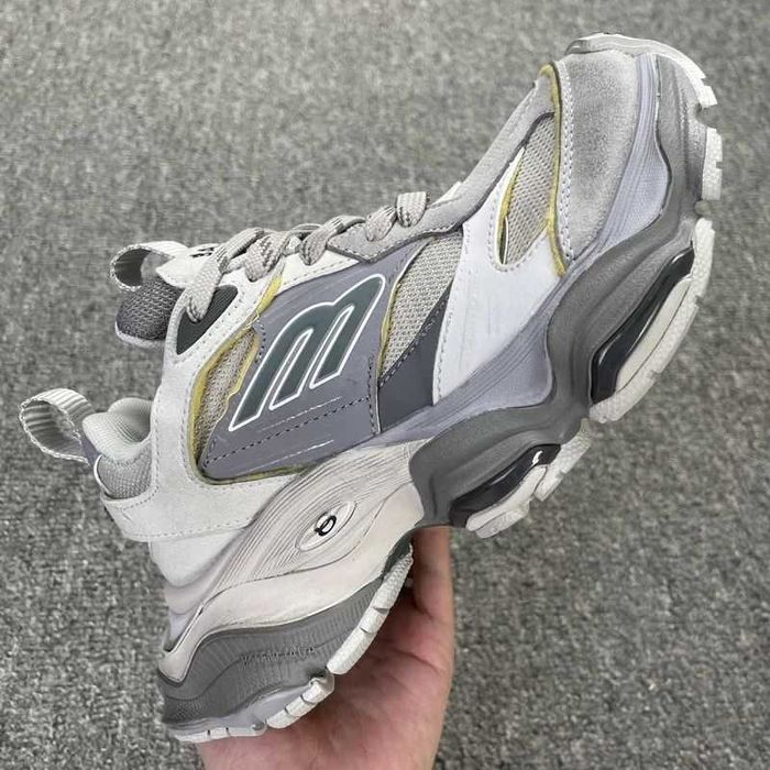 Balenciaga 3XL - White/Dark Grey