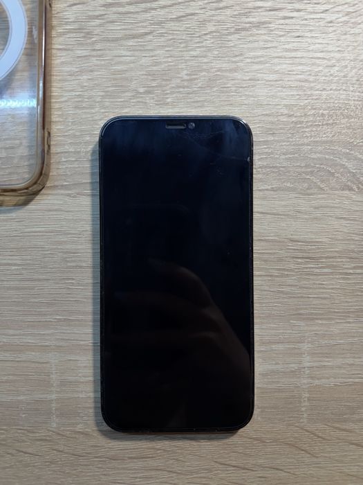 iPhone 12 Pro în stare perfectă de functionare