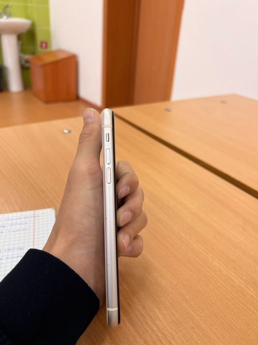 Продам или обменяю айфон