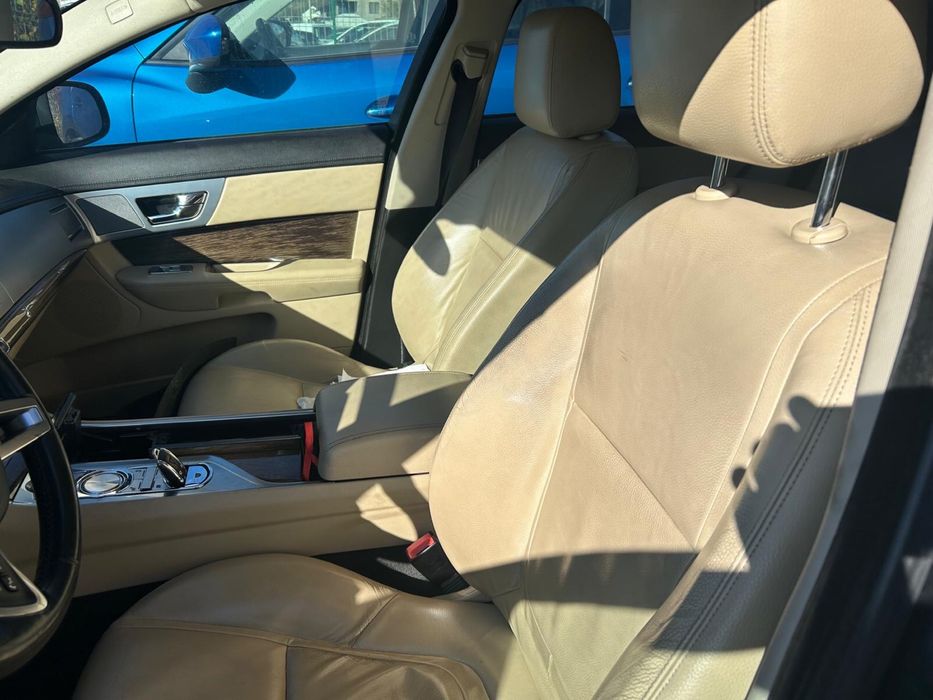 JAGUAR XF S 3.0 V8 Bi-Turbo 275CP 2012 160000km