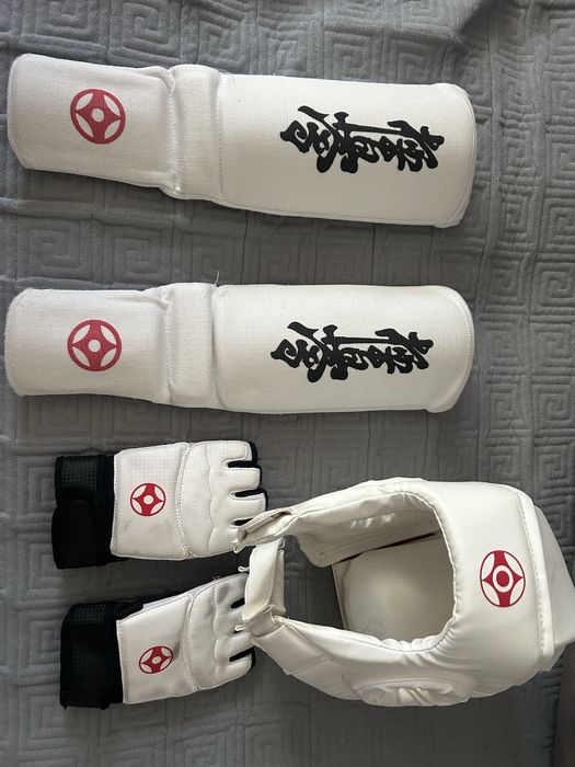 Продам амуницию для каратэ