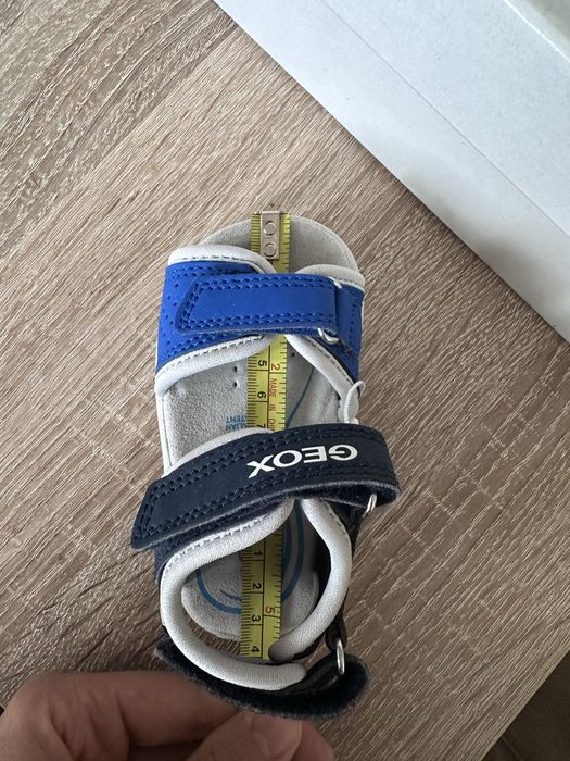 Бебешки обувки Geox, размер 19 и 20