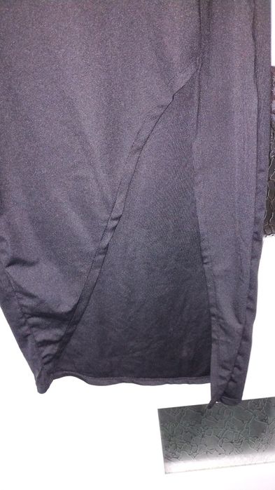 Дълга черна рокля