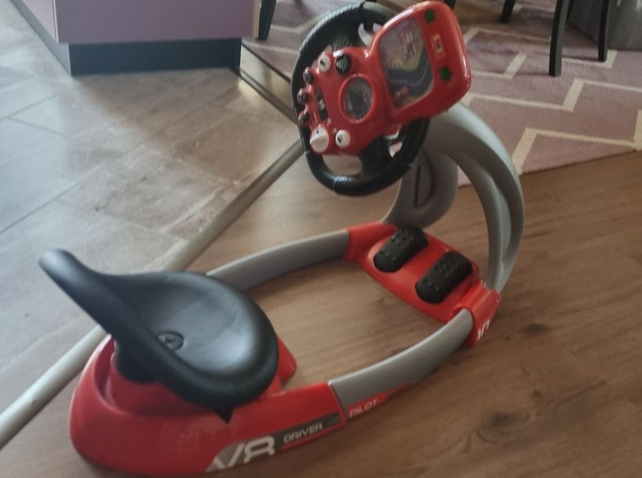 Детски симулатор Smoby - V8 пилот