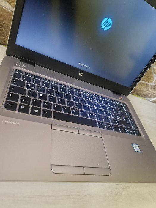 Vand laptop HP i5 gen 6
