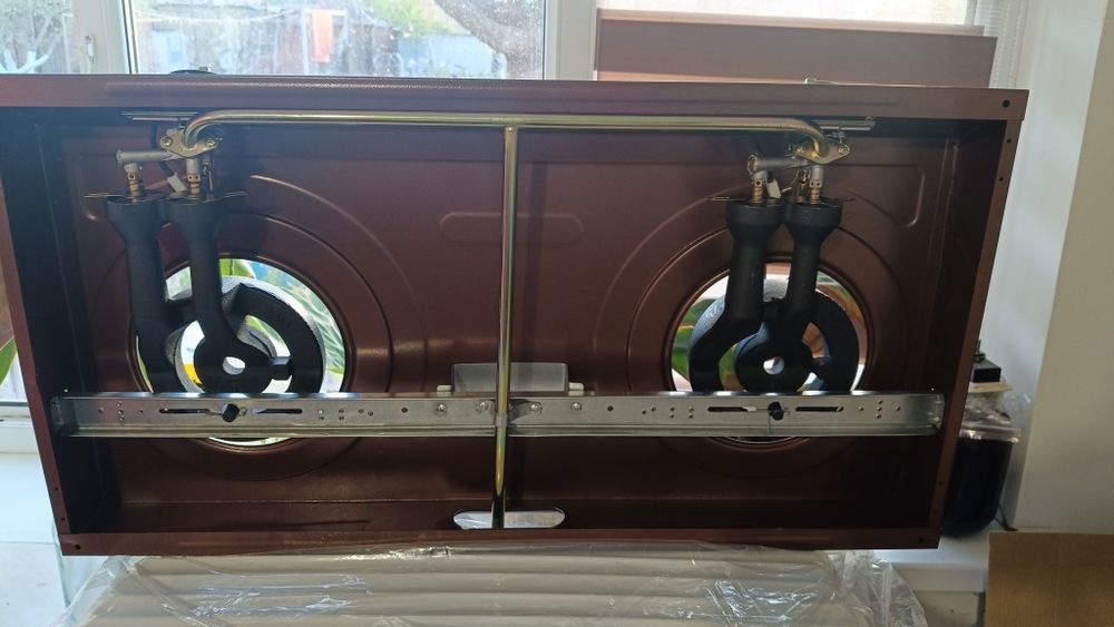 Газовая плита продам