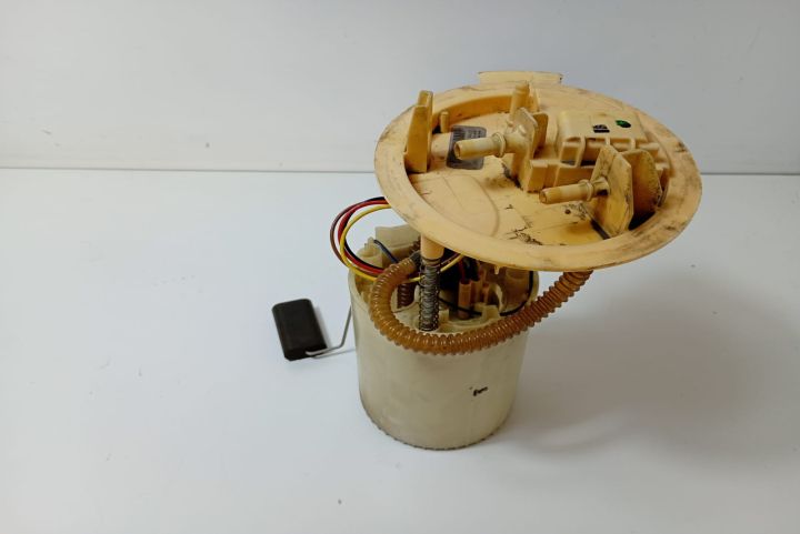 Pompa combustibil A2464701494 Mercedes-Benz CLA-Class C117