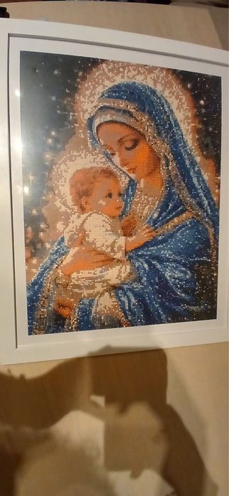 Vand picturi cu diamante facute manual