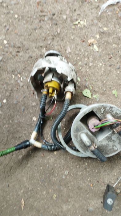 Бензонасос в сборе