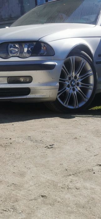 Vând /schimb jante r 18