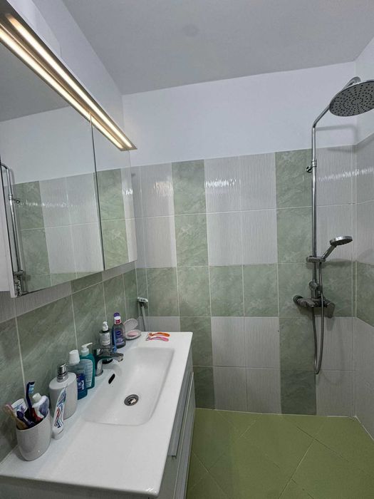 Четиристаен тухлен апартамент след основен ремонт