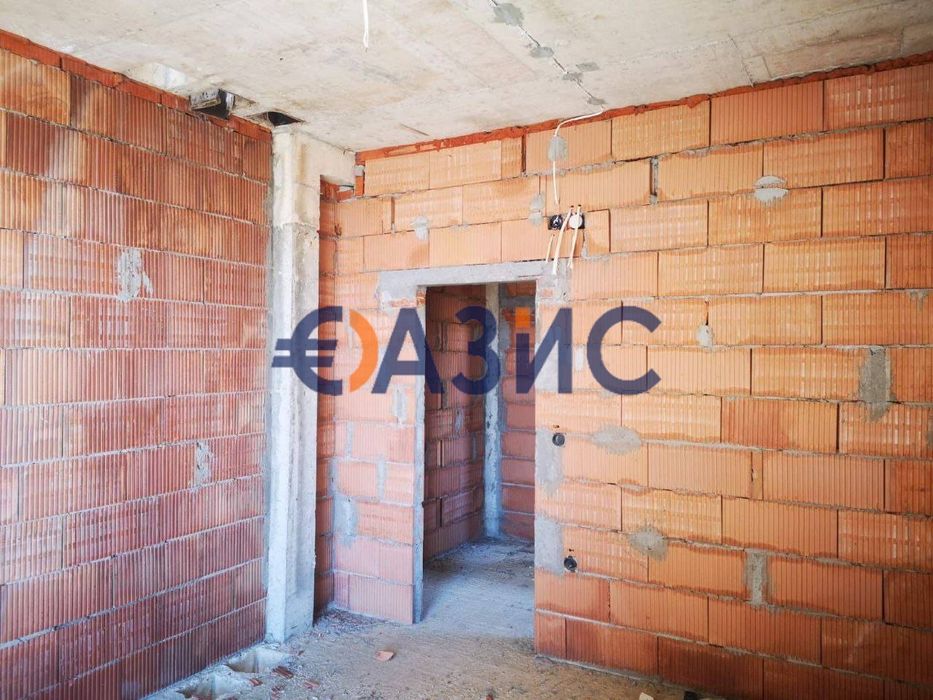 Продава се Къща в Свети Влас - 216 кв.м за 418 €/кв.м - Снимка #9