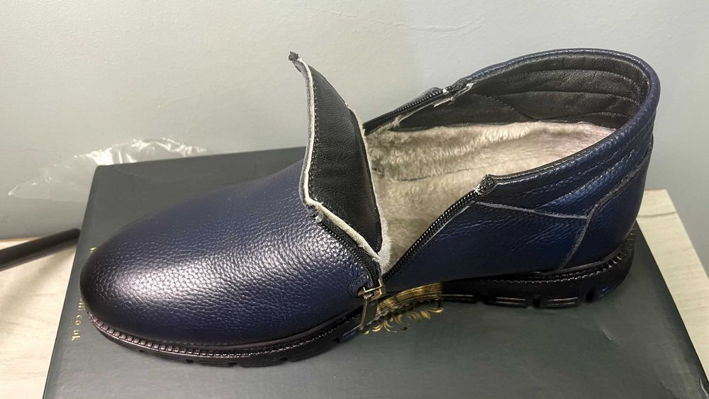 Мъжки сини зимни ботуши Ducavelli от естествена кожа.