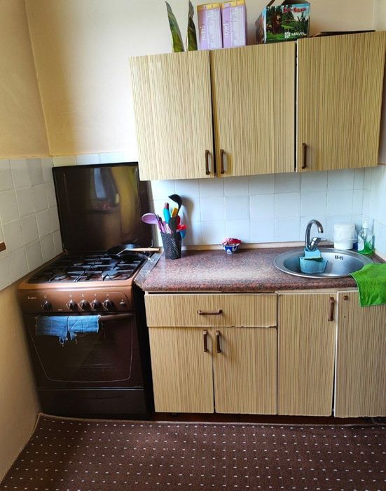 Продаётся квартира Юнусабад 15кв 4/4/5