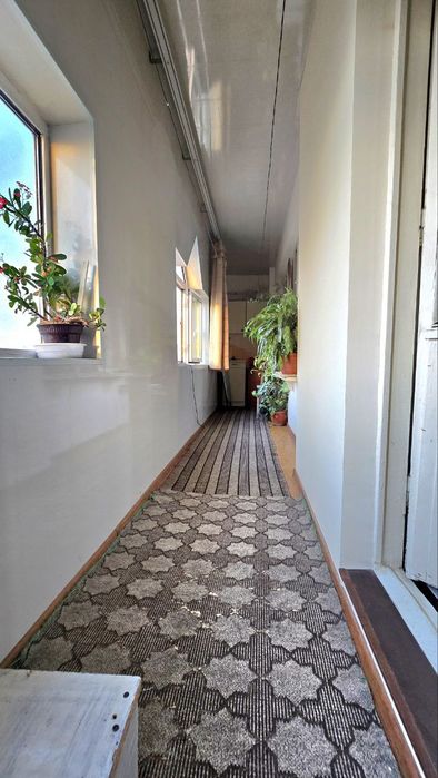 Продаётся 2/9/9 на массиве ТТЗ-2 
Ттз1 
2/4/4
Комнаты раздельные 
Сан