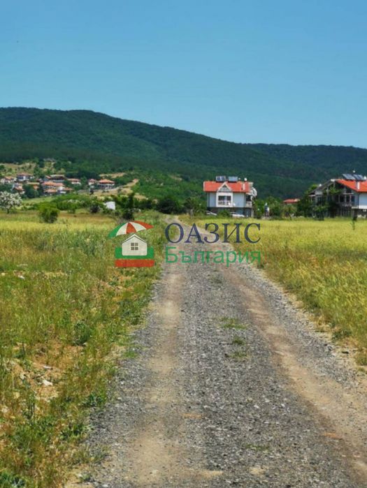 Парцел 496 кв. м., урбанизиран, с Кошарица, България, цена 33000 евро