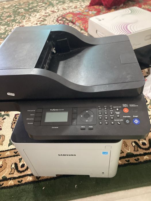Принтер из компании samsung