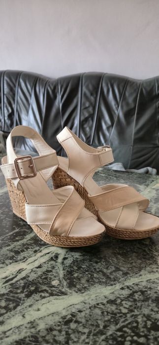Sandale cu platforma femei 36