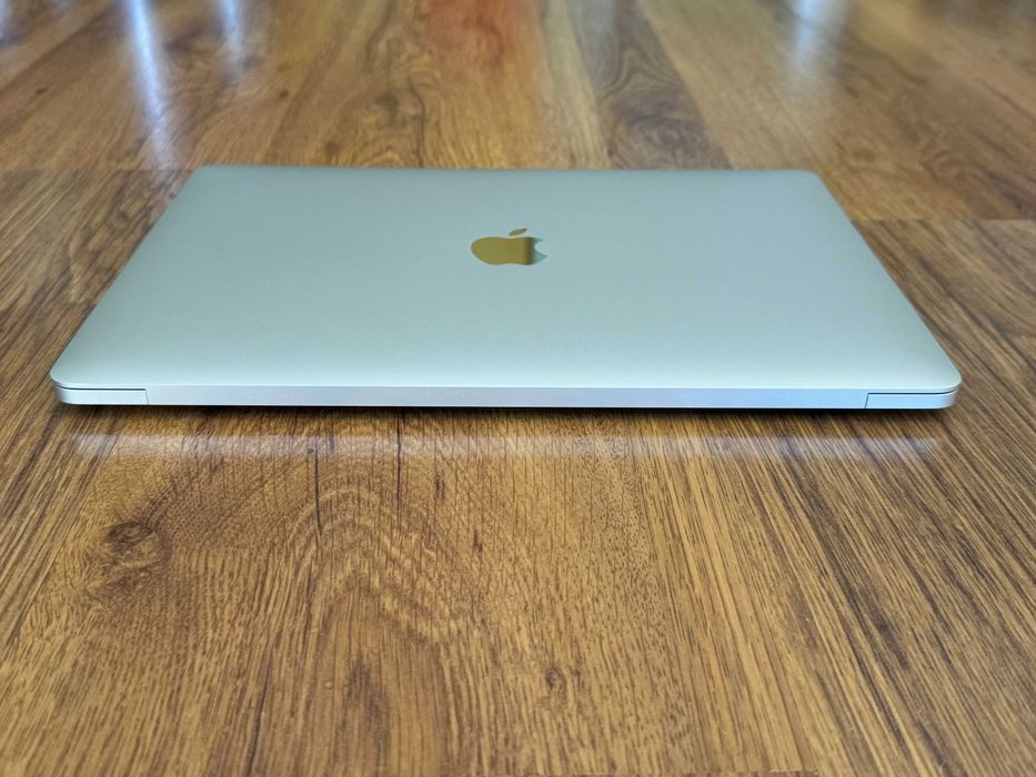 13.3' Apple MacBook Pro M1 2020 Silver 16GB RAM/256 GB SSD/Батерия 14ч