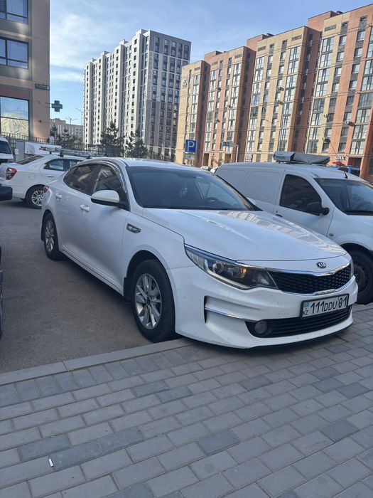 Kia k5.