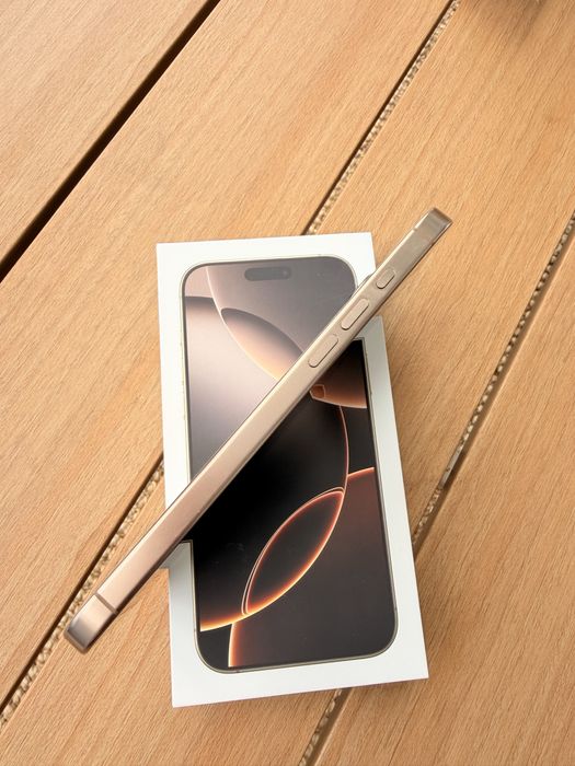 iPhone 16 Pro Max 256GB Desert Titanium