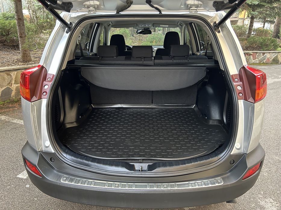 Toyota Rav4 2.0 D-4D, 4x4 , 124 к.с., 139 500км, Пълна серв. история !