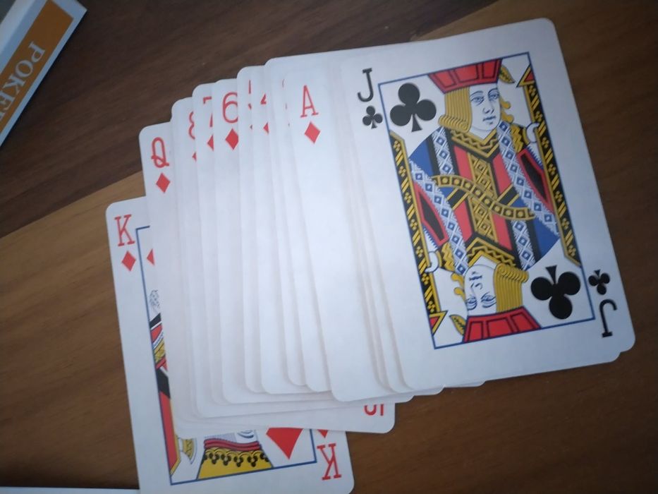 Карти за игра пластик