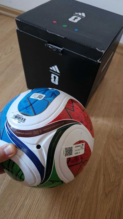 Minge Adidas FIFA 2026