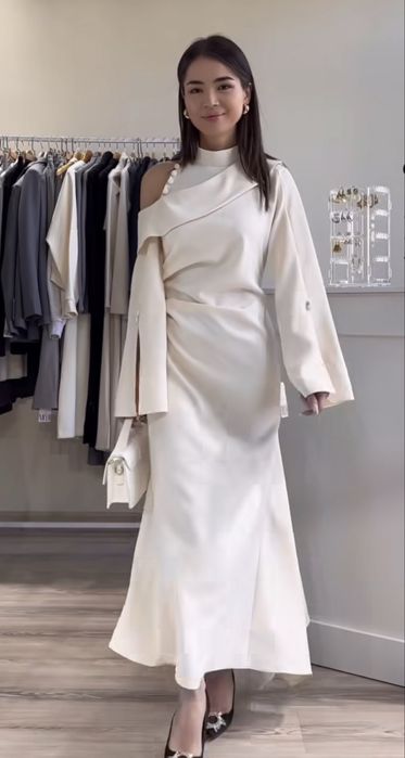 Продам платье размер S