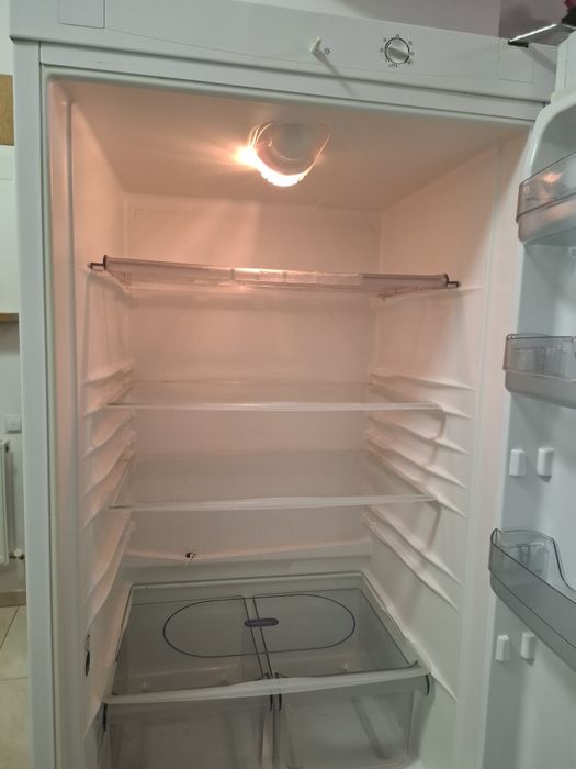 Combina frigorifica Wirlpool stare foarte buna