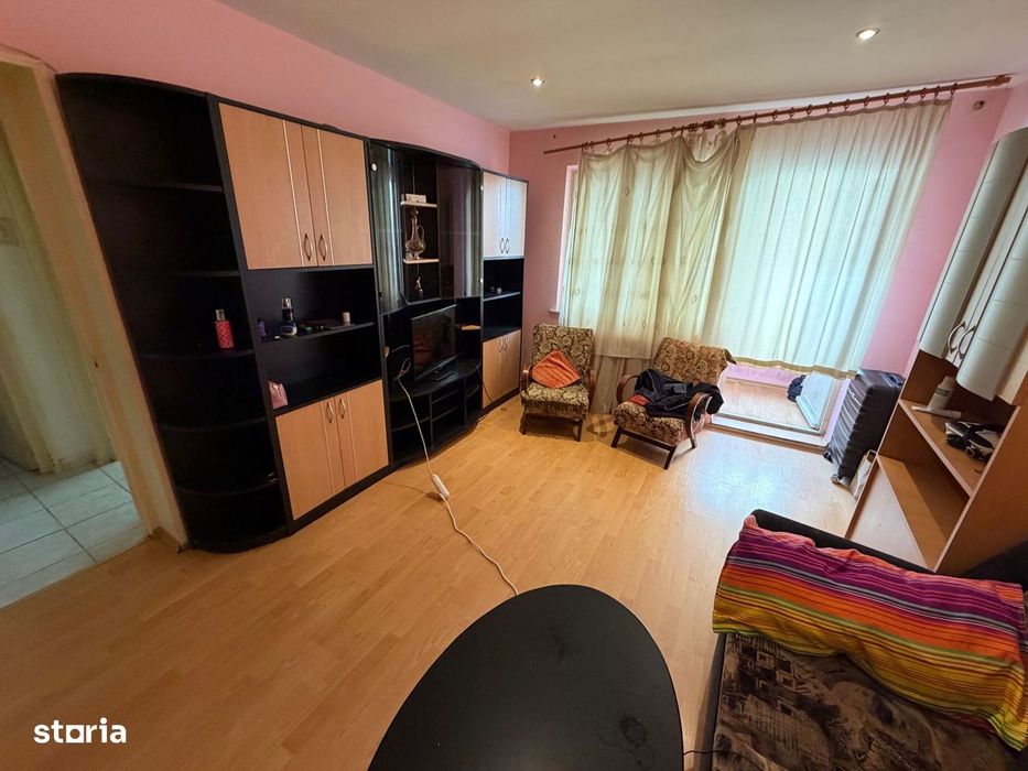 Apartament 2 camere, parter - zona Cetate