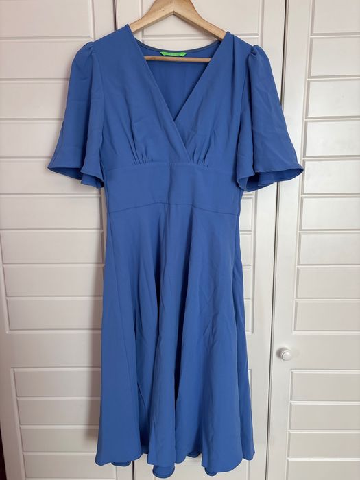 Рокля със средна дължина