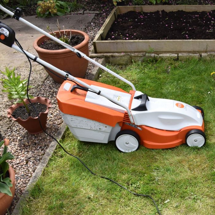 Оригинальная газонакосилка STIHL RME 235