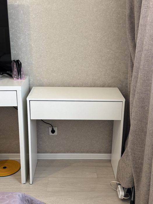 Столик в хорошем состоянии