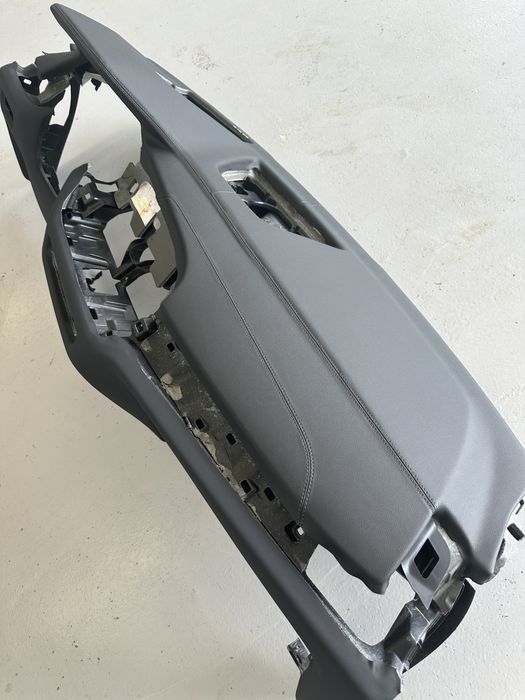 Reparam planse bord auto