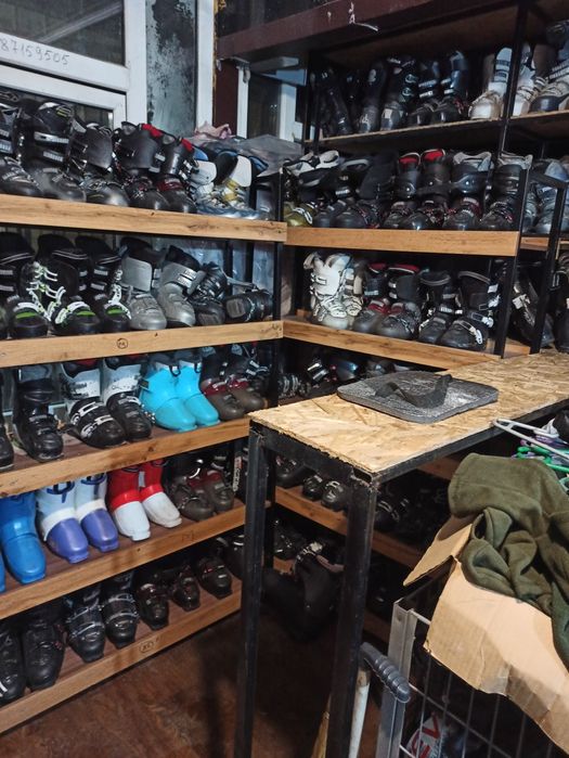 Лыжи Сноуборды Горнолыжная одежда