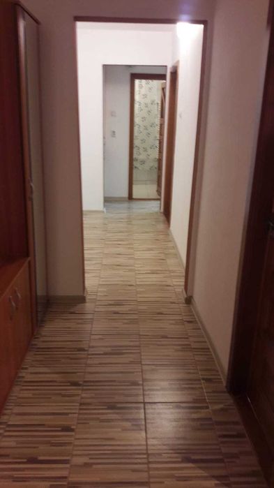 3 Decomandate Craiovita 2/4 liber.