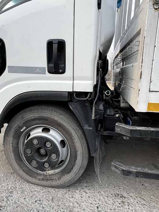 Isuzu NQR 71PL sotiladi