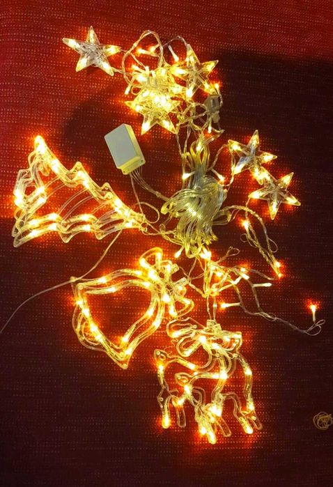 Perdeaua luminoasă de Crăciun