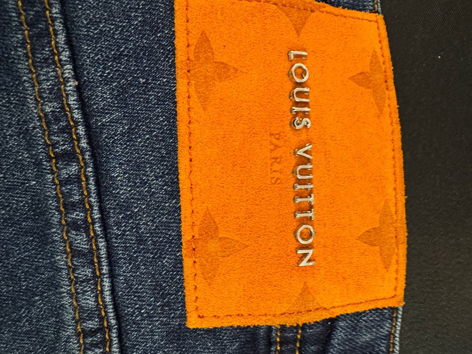 Намаление:Louis Vuitton-Чисто нови оригинални мъжки дънки М размер