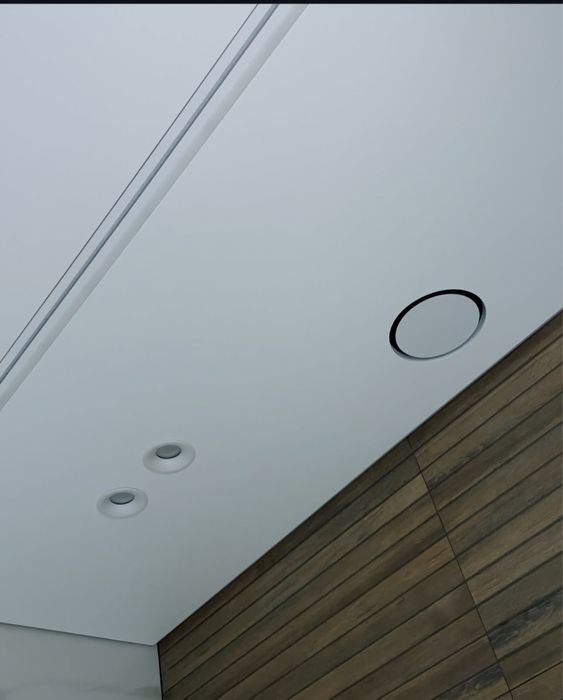 Натяжные потолкий