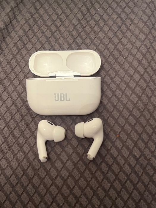Наушники JBL новые