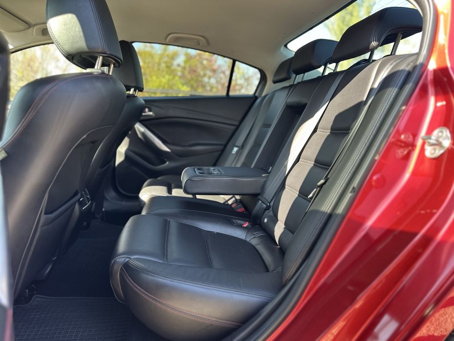 Mazda 6 - 130.000 km - cutie automata - 8300€