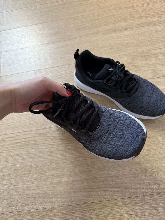 Кроссовки puma.