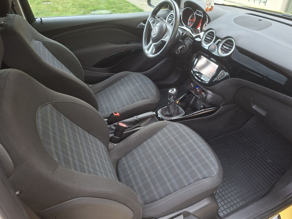 Opel Adam 1,4 16 V 87 cp