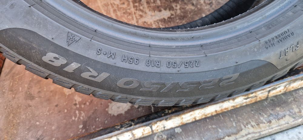 Set 4 Anvelope Pirelli 225 50 R18 M+S . Run-flat.  Dot 2021