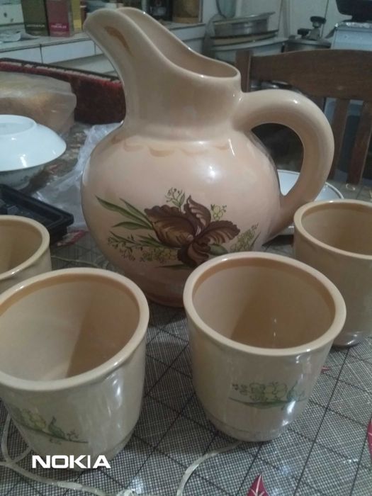 Продам красивые вазы