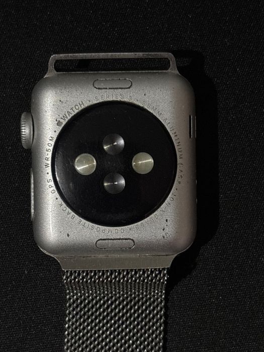 Продам Apple Watch 3 series